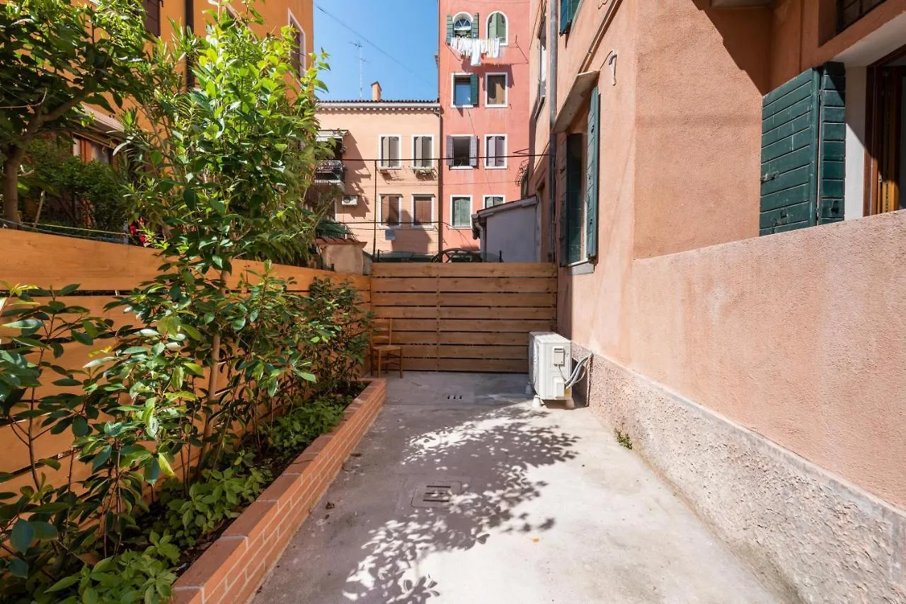 Venice Boutique Apartment Италия